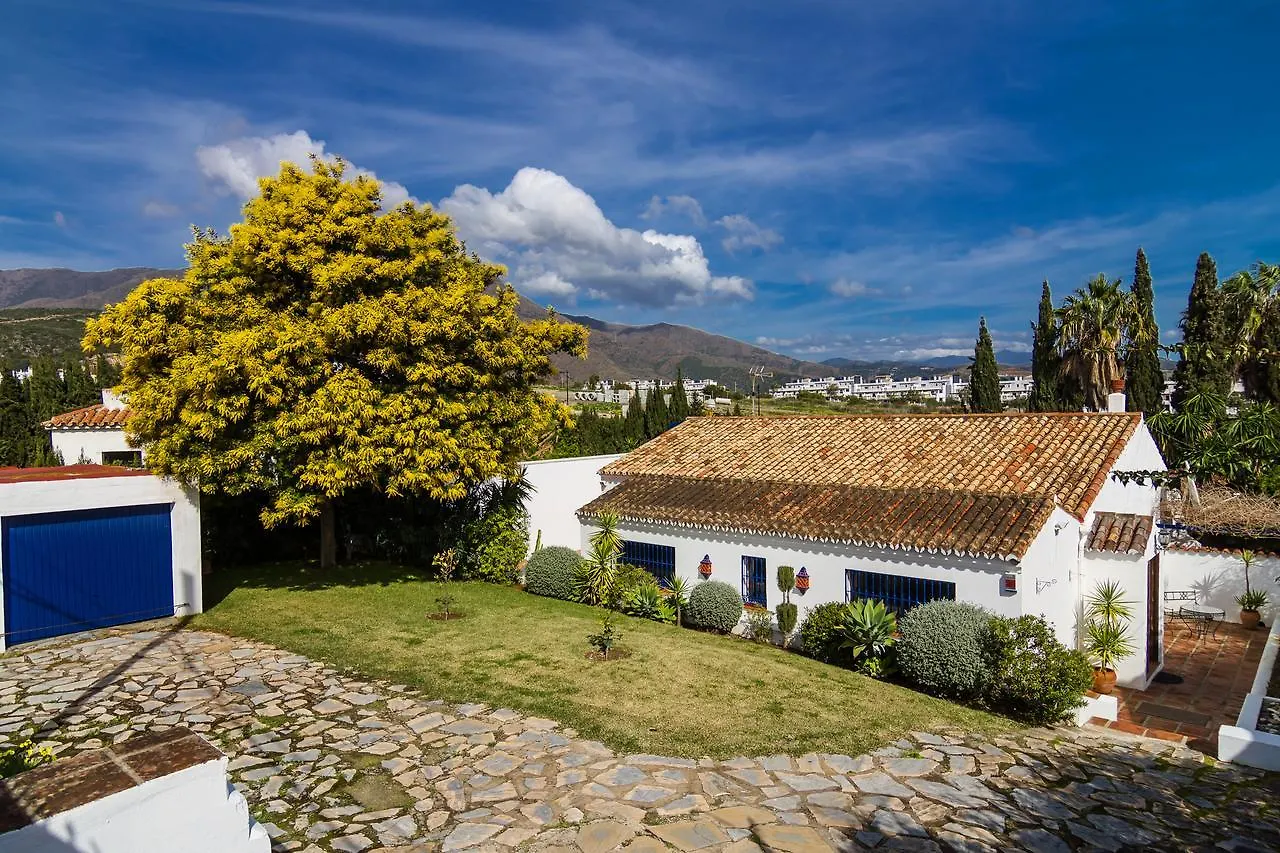 Villa Mika Estepona Private Pool - Barbecue - Wifi 0*,  Spain