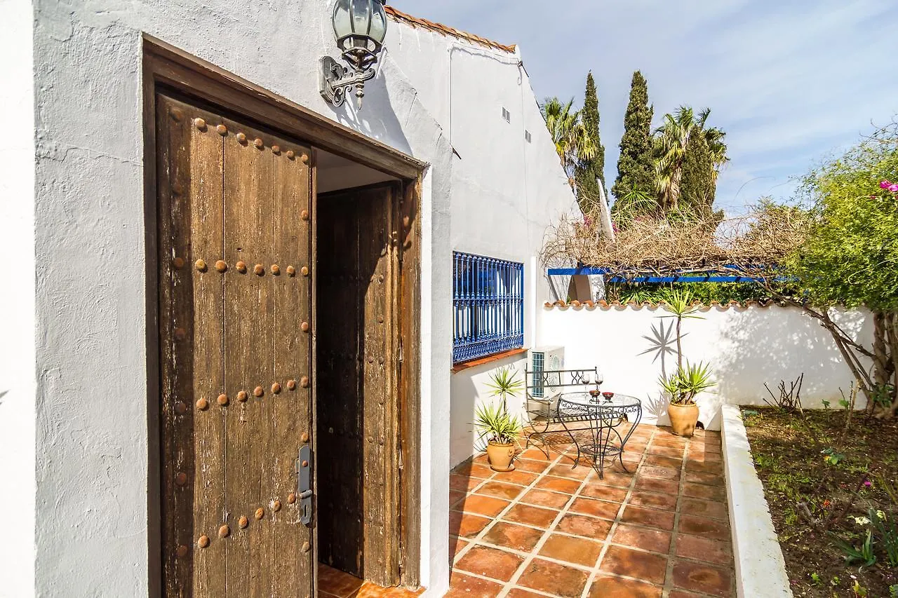Villa Mika Estepona Private Pool - Barbecue - Wifi