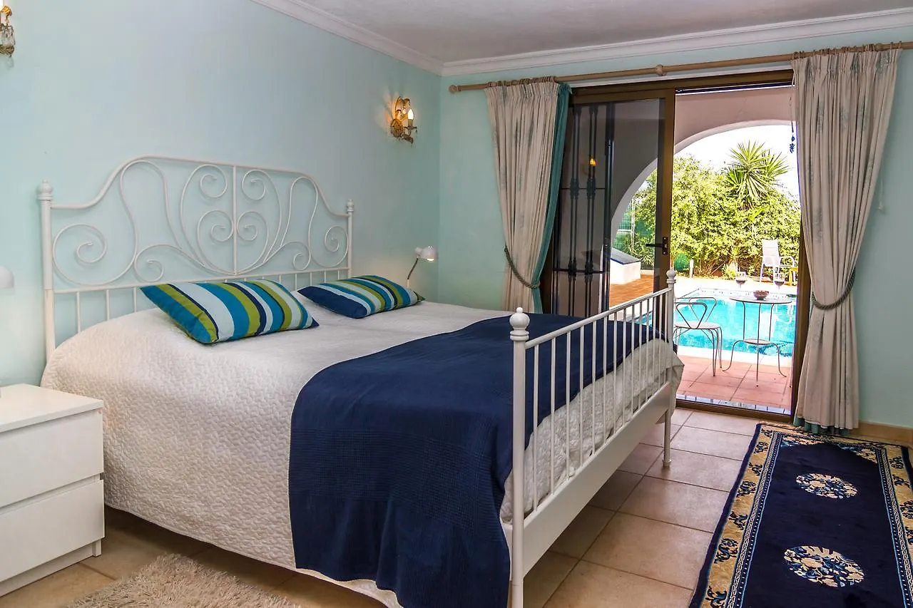 Villa Mika Estepona Private Pool - Barbecue - Wifi