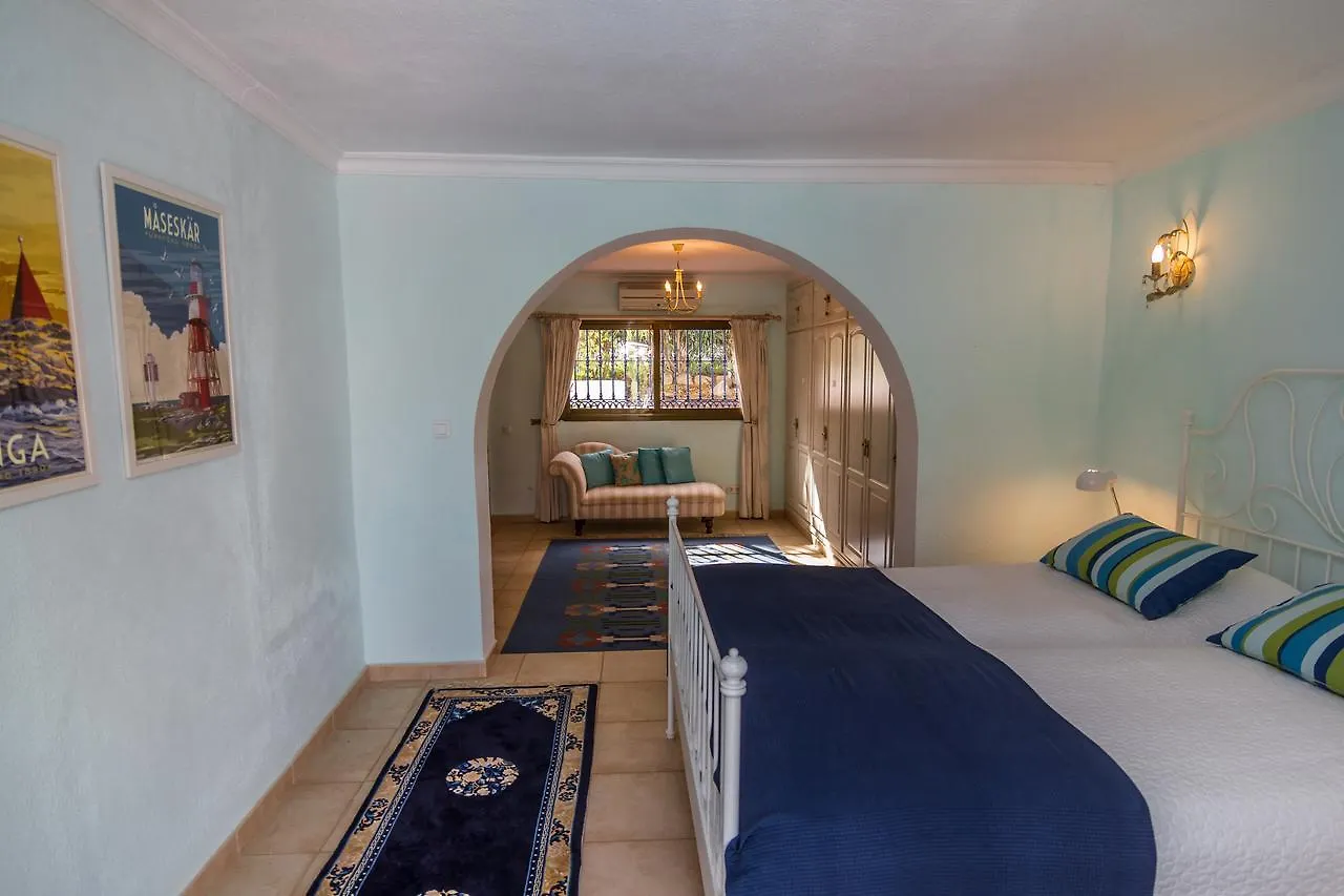 Villa Mika Estepona Private Pool - Barbecue - Wifi